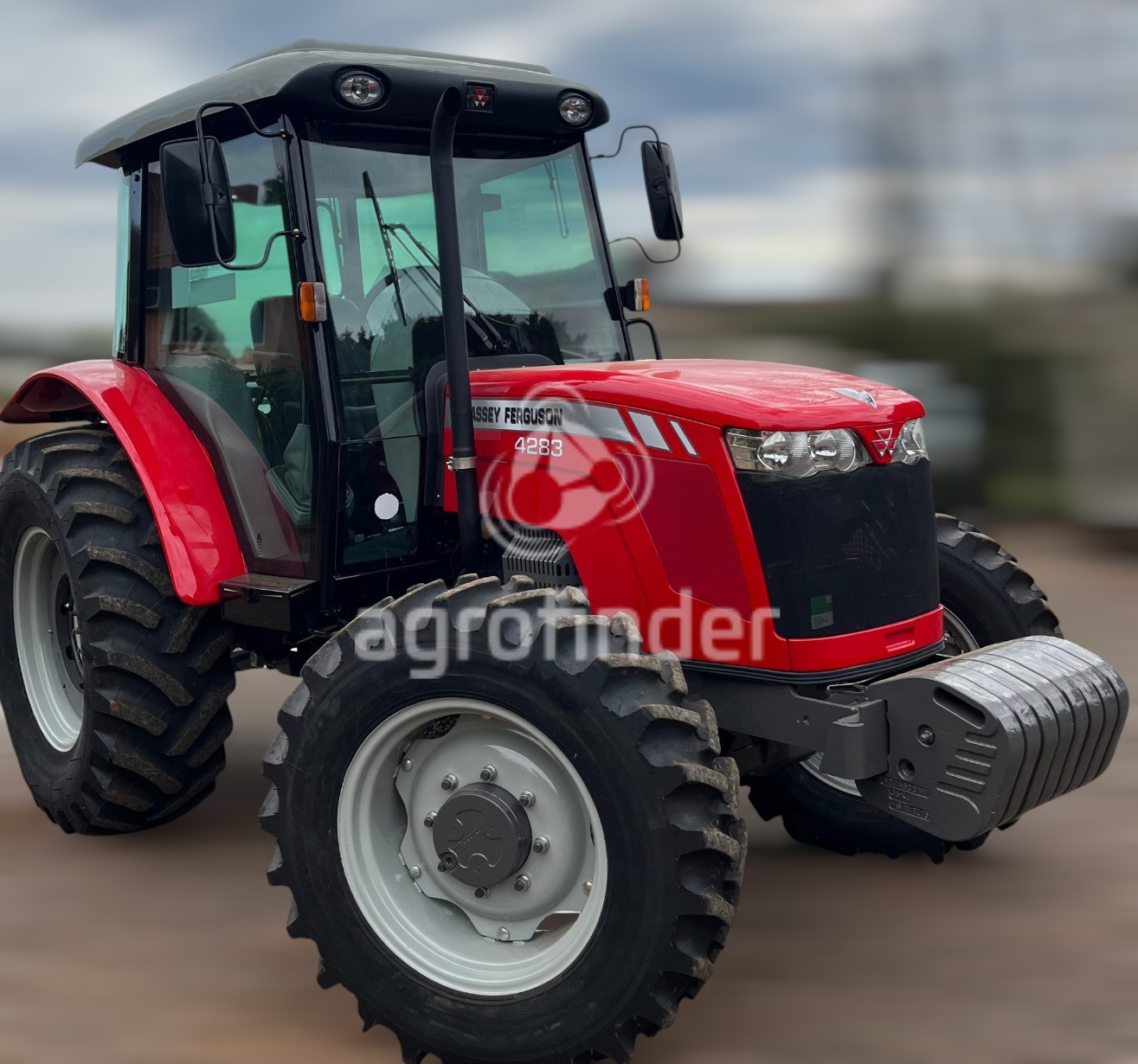 Trator Massey Ferguson MF 4283 ano 2015 - MF 4283 - Máquinas Agrícolas