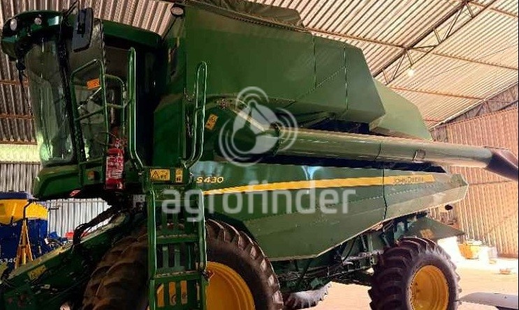 Colheitadeira John Deere S430 ano 2021