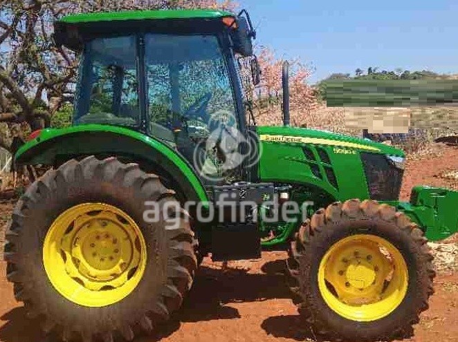 Trator John Deere 5080E ano 2021 - 5080E - Máquinas Agrícolas