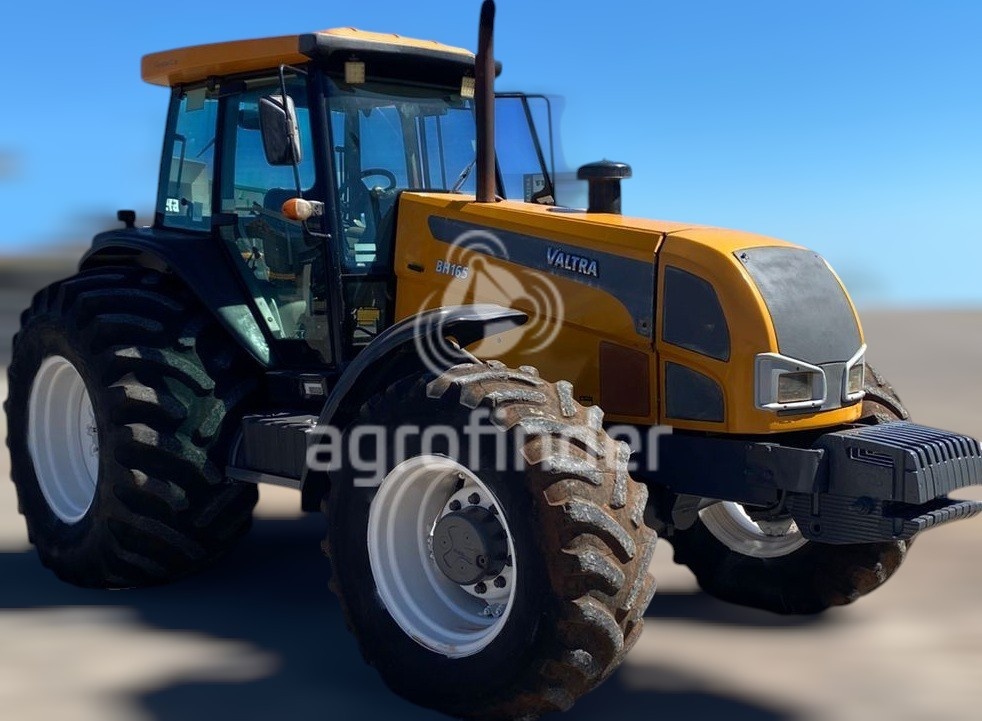 Trator Valtra BH 165 ano 2013