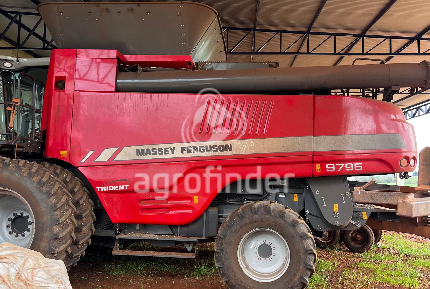 Colheitadeira Massey Ferguson MF 9795 ano 2018