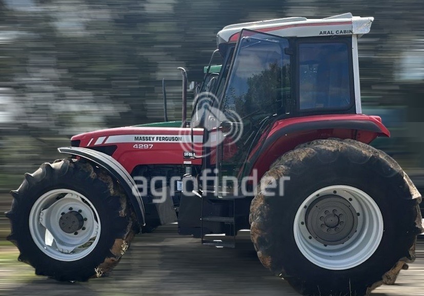 Trator Massey Ferguson MF 4297 ano 2011