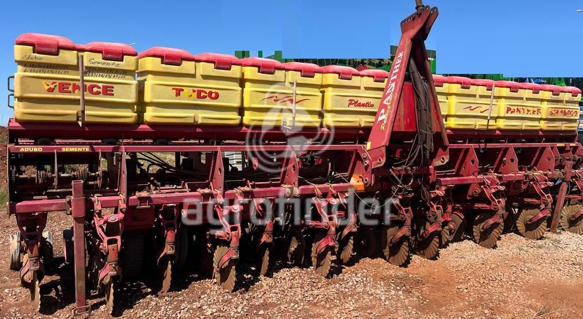 Plantadeira Vence Tudo Panther SM 16000 ano 2012