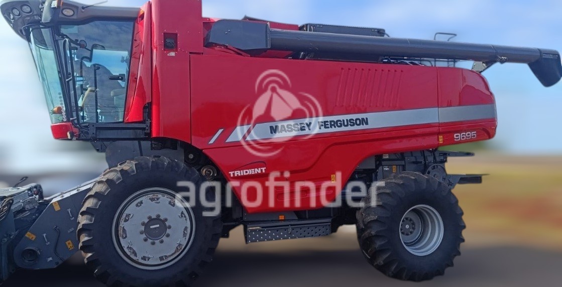 Colheitadeira Massey Ferguson MF 9695 ano 2018