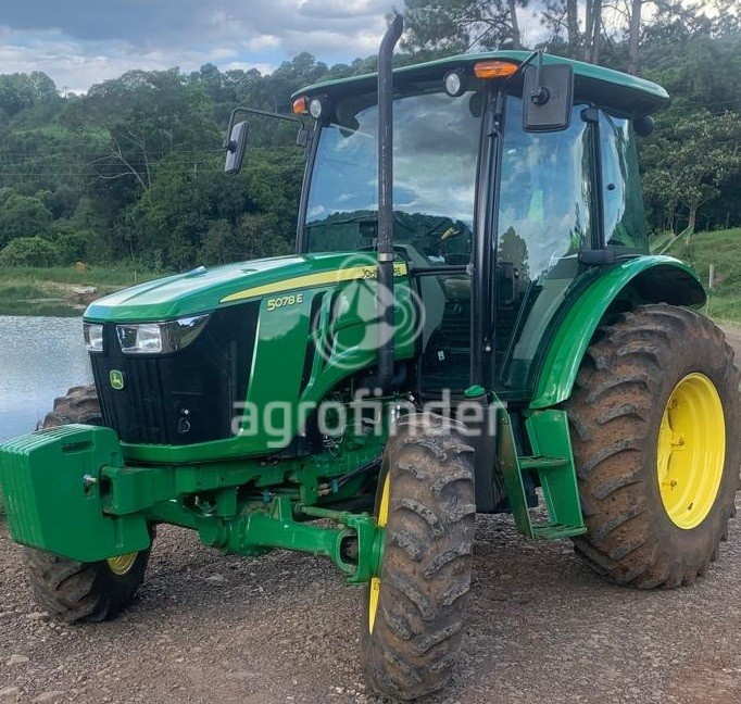 Trator John Deere 5078 E ano 2020