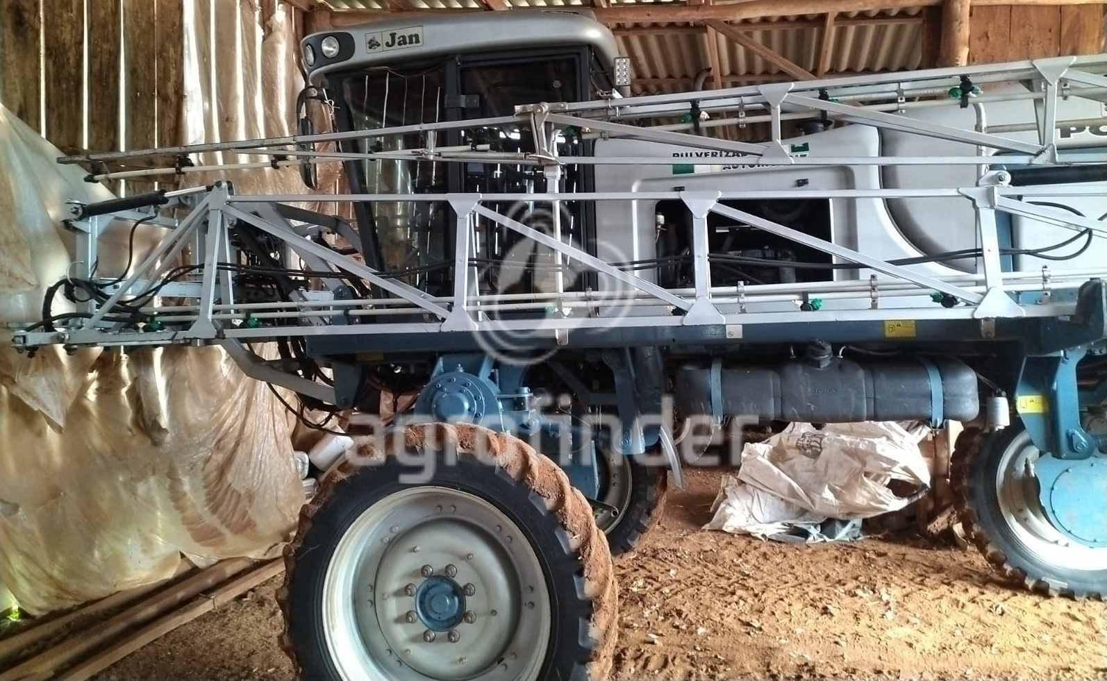 Pulverizador Autopropelido Jan power jet 2500 ano 2011