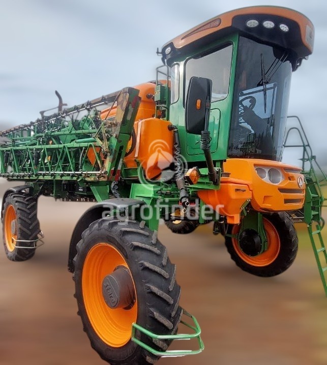 Pulverizador Autopropelido Stara IMPERADOR 3100 ano 2018