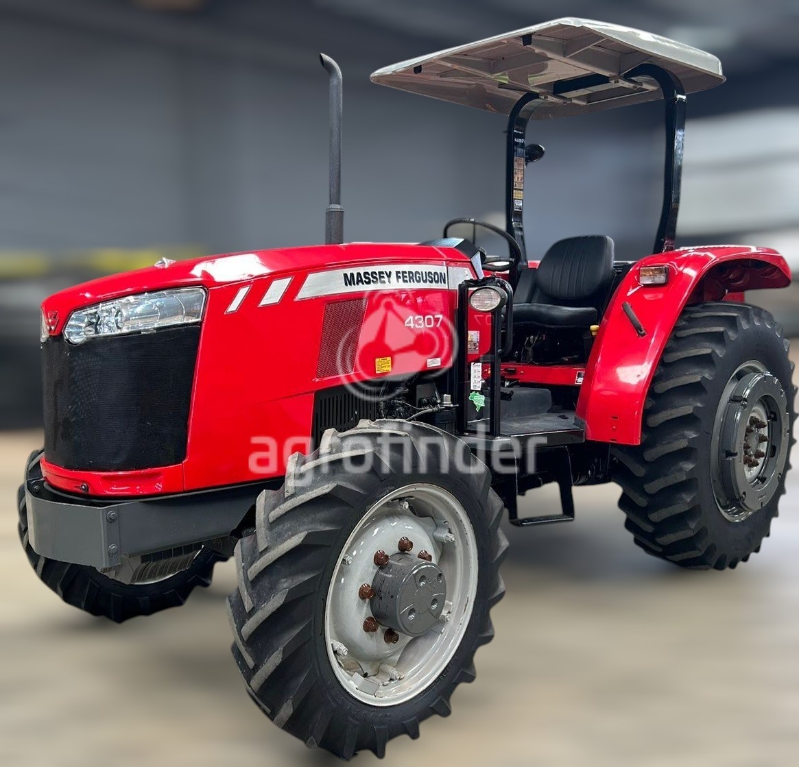 Trator Massey Ferguson MF 4307 ano 2021 - MF 4307 - Máquinas Agrícolas