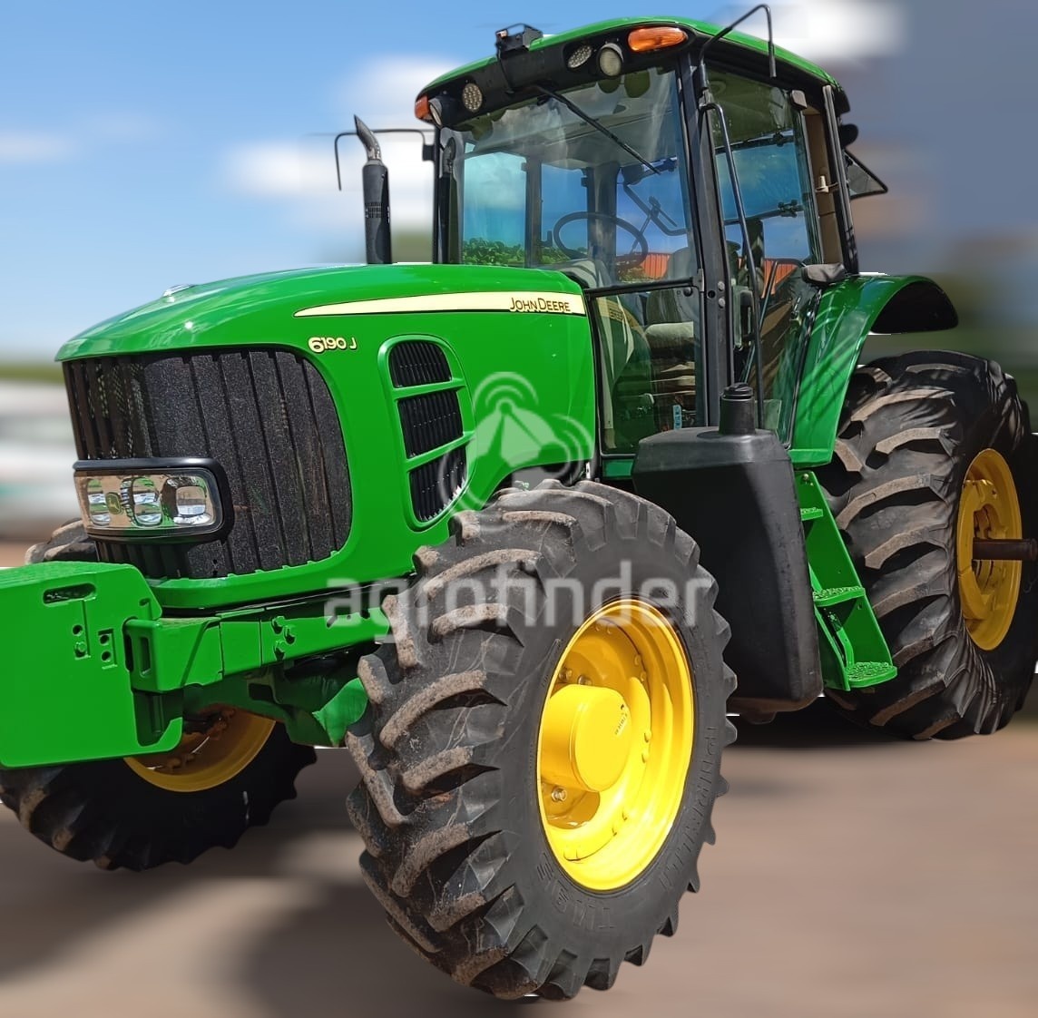 Trator John Deere 6190J ano 2018