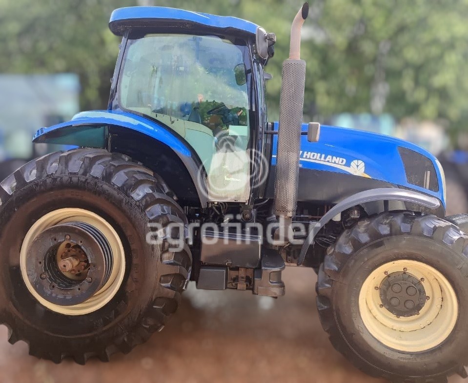 Trator New Holland T7.205 ano 2019