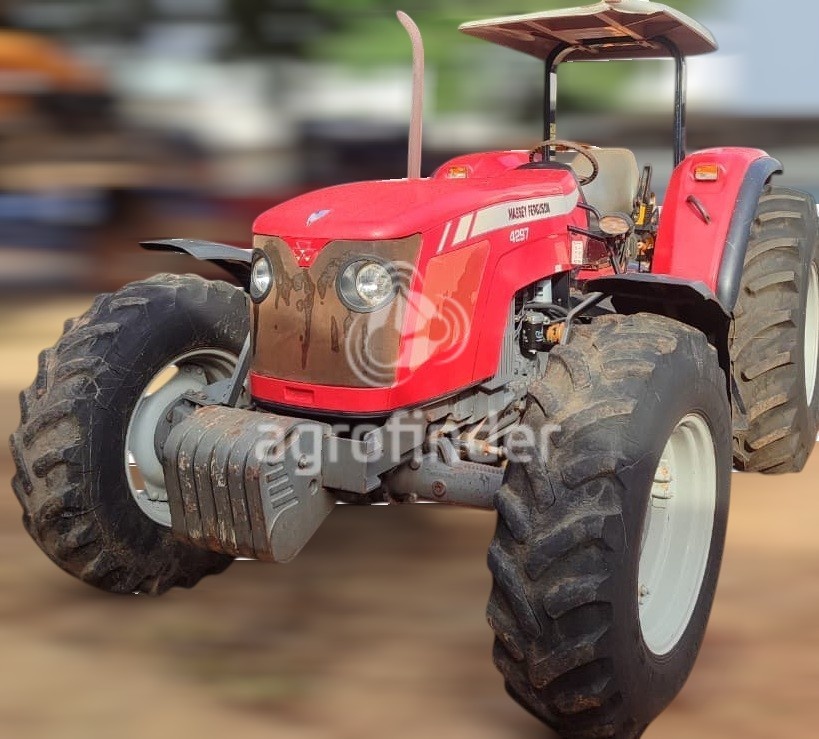 Trator Massey Ferguson MF 4297 ano 2012