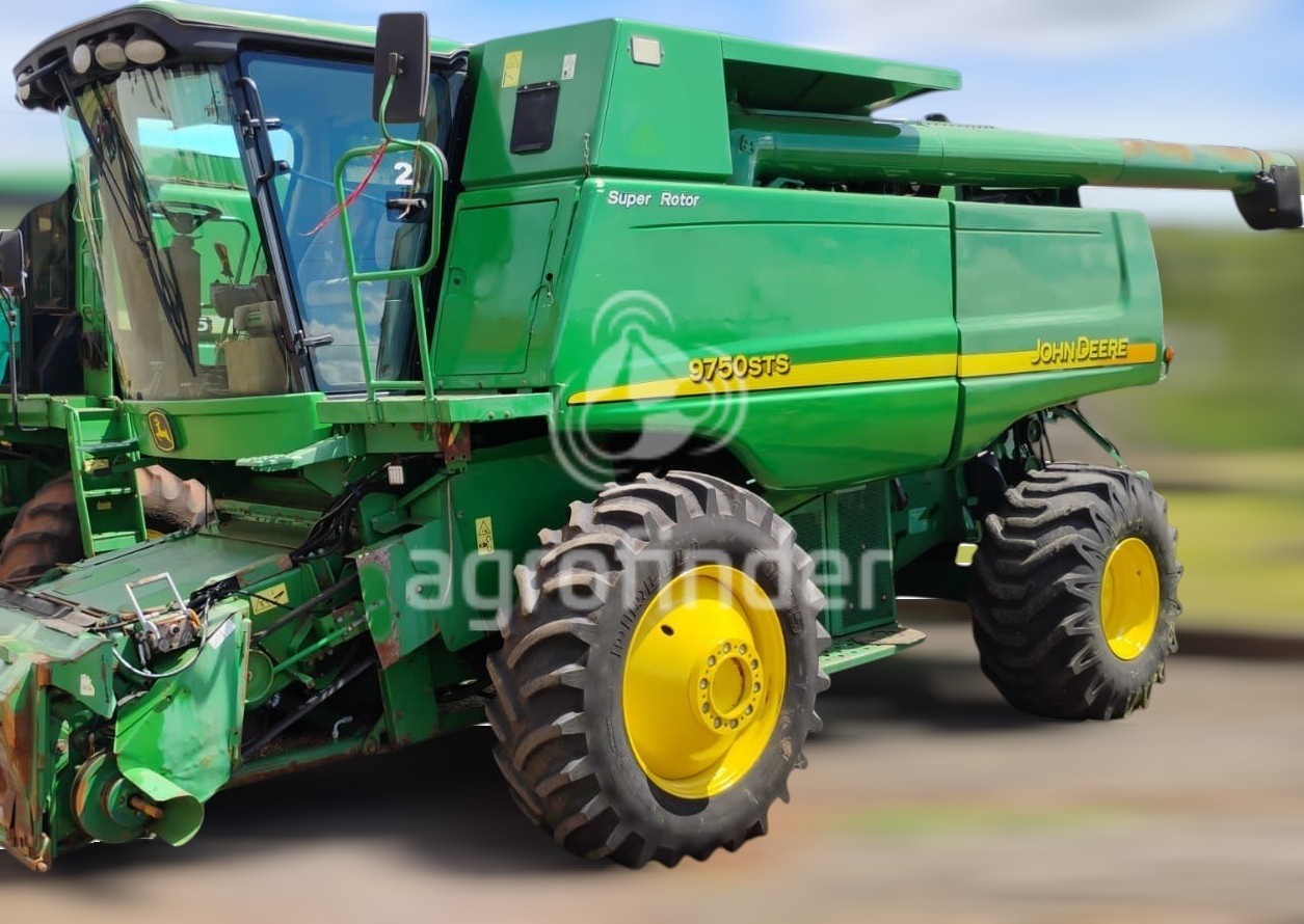 Colheitadeira John Deere 9750 ano 2012