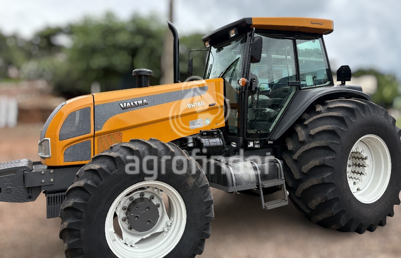Trator Valtra BH 180 ano 2016 - BH 180 - Máquinas Agrícolas
