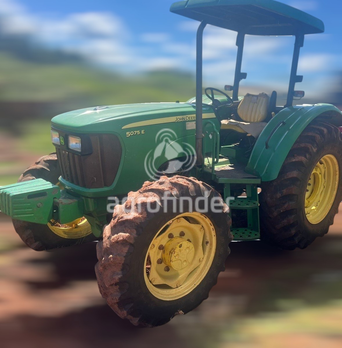 Trator John Deere 5075E ano 2014 - 5075E - Máquinas Agrícolas