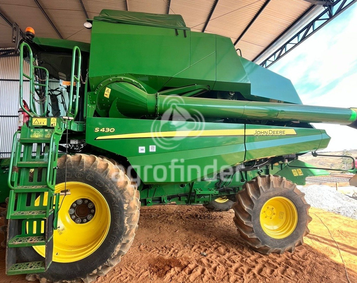 Colheitadeira John Deere S430 ano 2020 - S430 - Máquinas Agrícolas