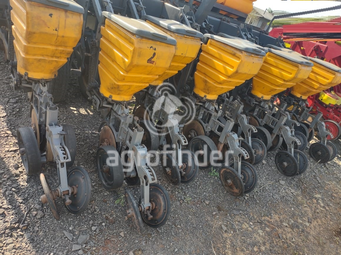 Plantadeira Valtra Hitech BP 905 M ano 2015