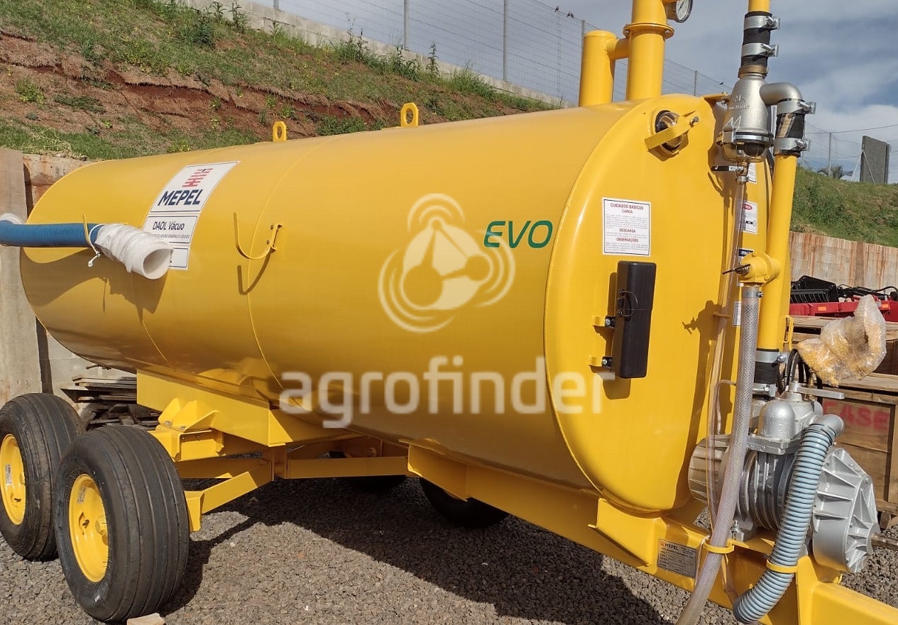 Distribuidor Mepel Daol Vácuo Compressor 5000 L EVO ano 2023