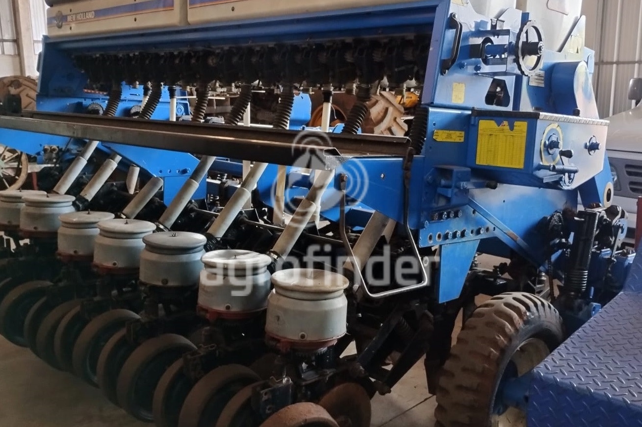 Plantadeira New Holland SHM 13 ano 2013