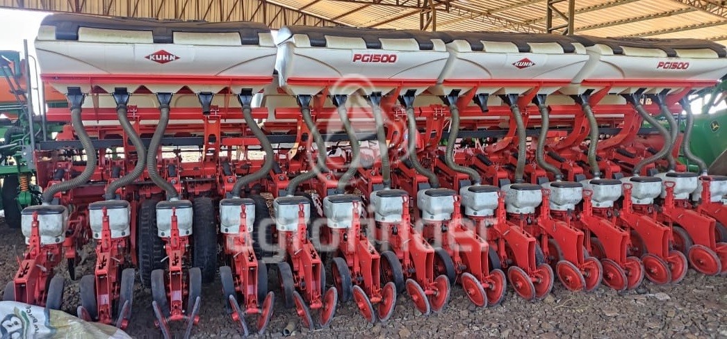 Plantadeira Kuhn PG 15000 ano 2017 - PG 15000 - Implementos para Plantio