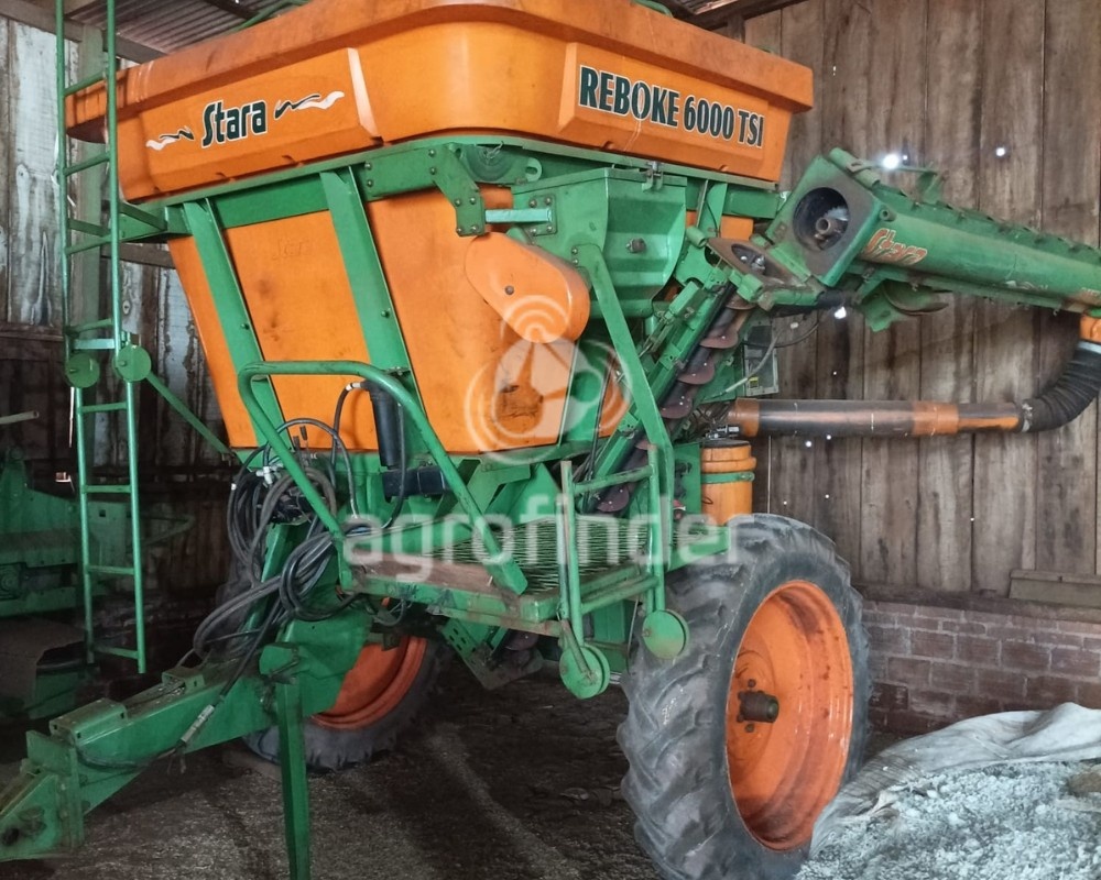 Carreta Agrícola Stara Reboke 6000 TS ano 2012 - Reboke 6000 TS - Carretas