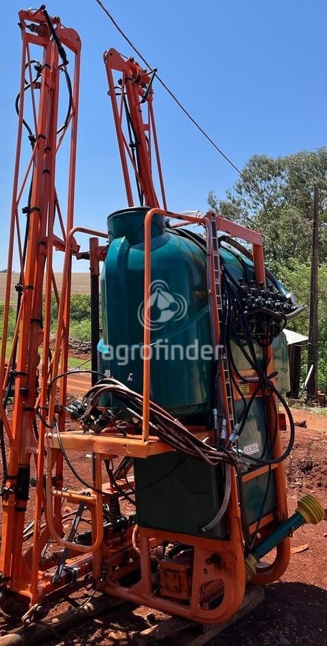 Pulverizador Panter P 900 ano 2016 - P 900 - Implementos para Manutenção