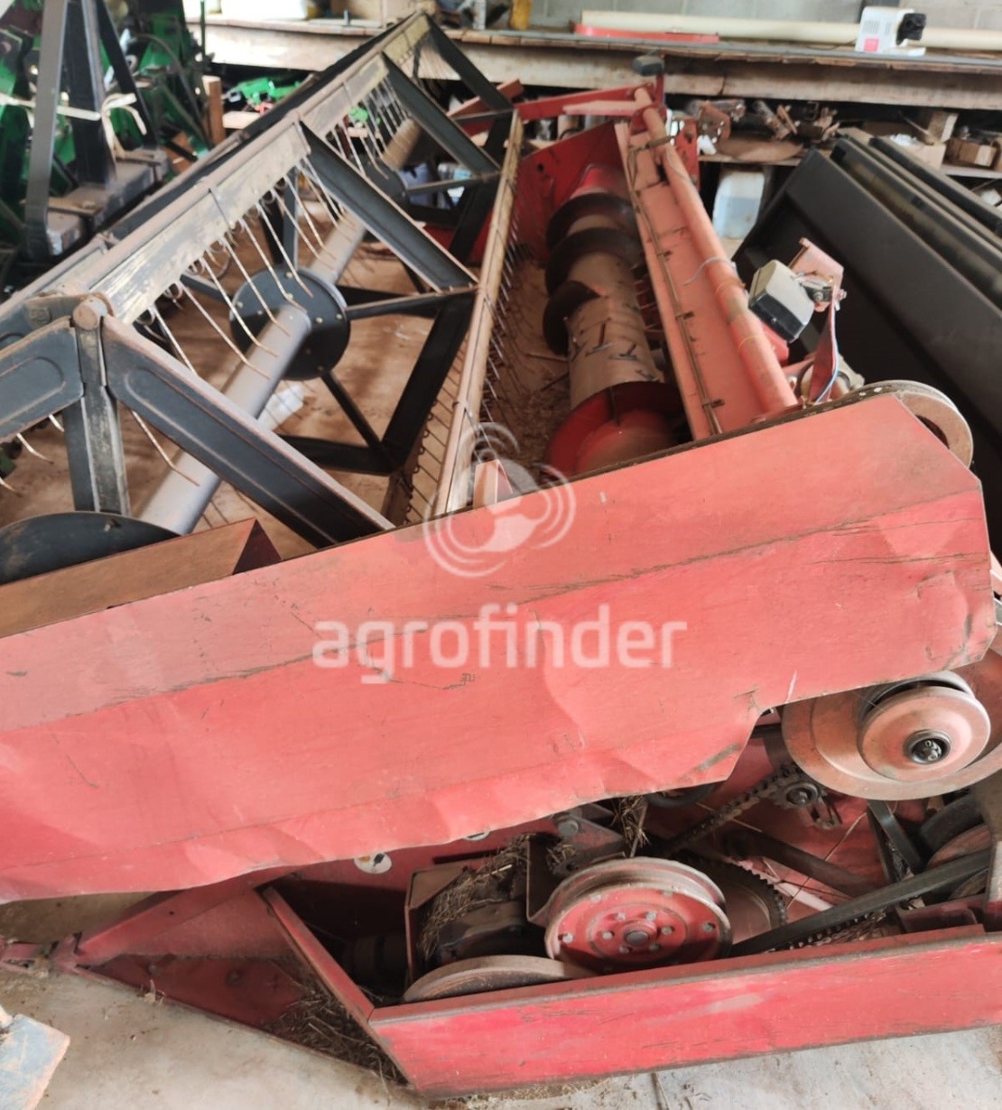 Plataforma Massey Ferguson 13 pés ano 1986