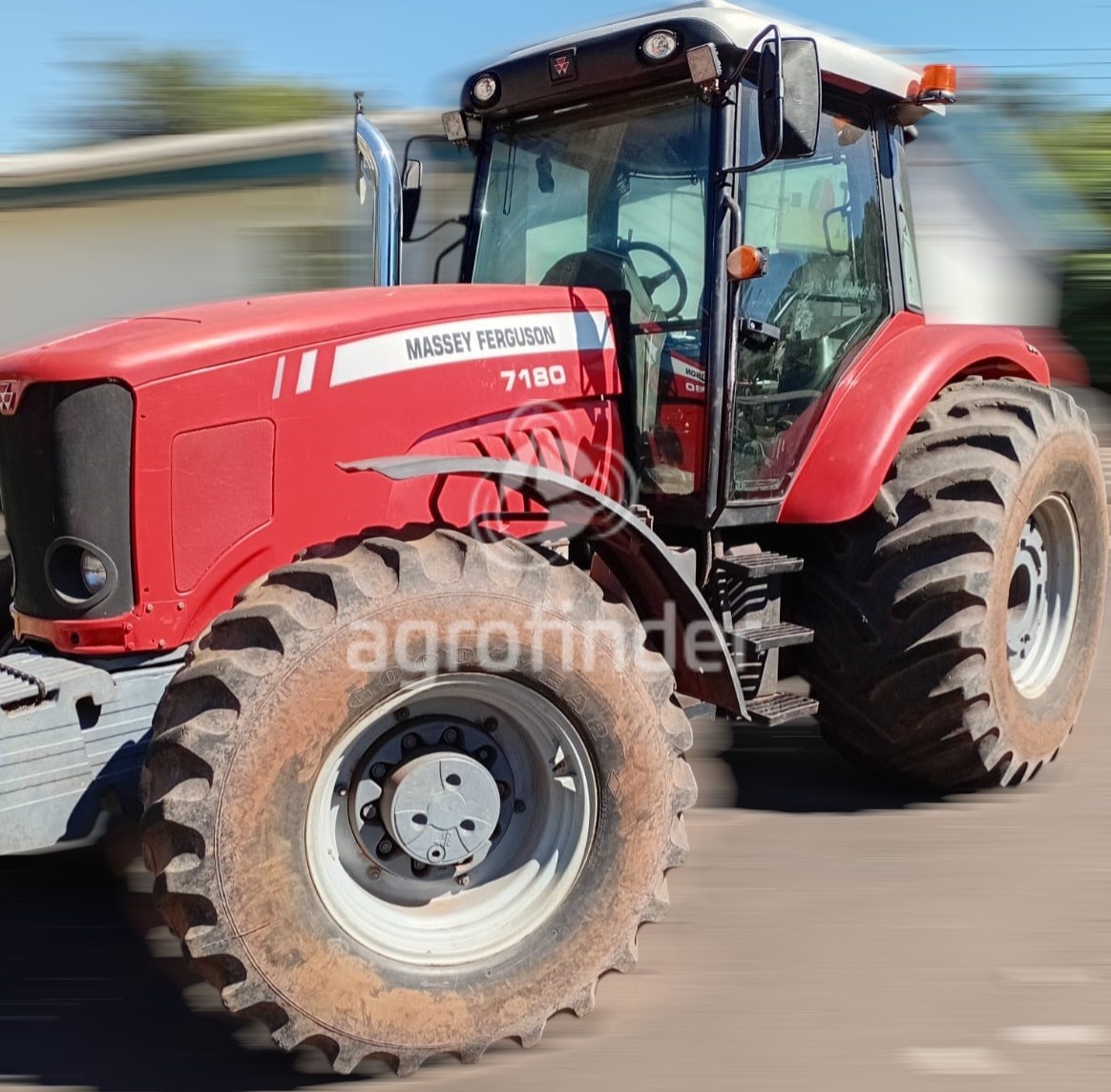 Trator Massey Ferguson MF 7180 ano 2010