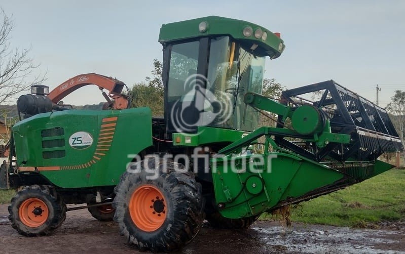 Colhedora de Forragem Zs 2010 ano 2018 - 2010 - Implementos Agrícolas