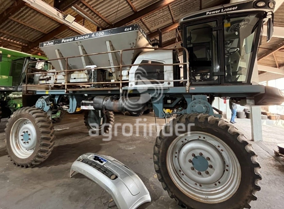 Distribuidor Autopropelido Jan POWER LANCER 4.000 ano 2014