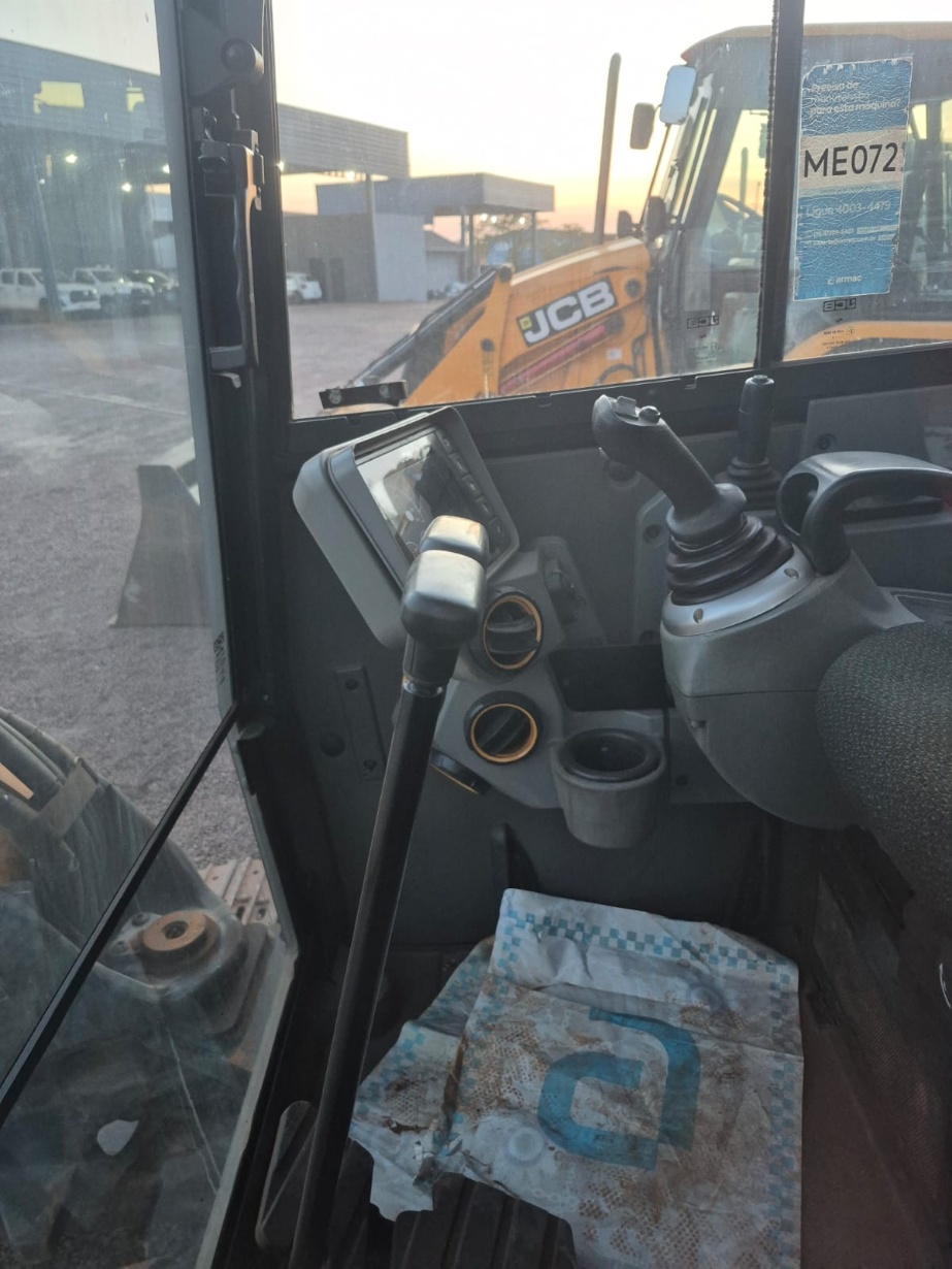 Mini Escavadeira JCB 55Z-1 ano 2021