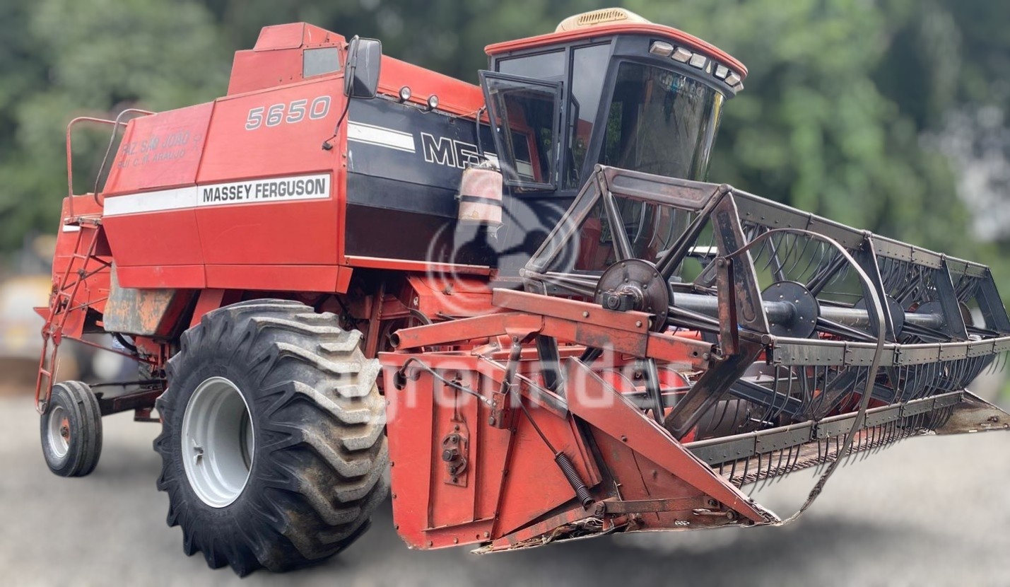 Colheitadeira Massey Ferguson MF 5650 ano 1990 - MF 5650 - Máquinas Agrícolas