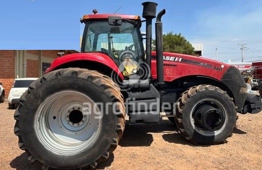 Trator de Esteira Case MAGNUM 340 ano 2013
