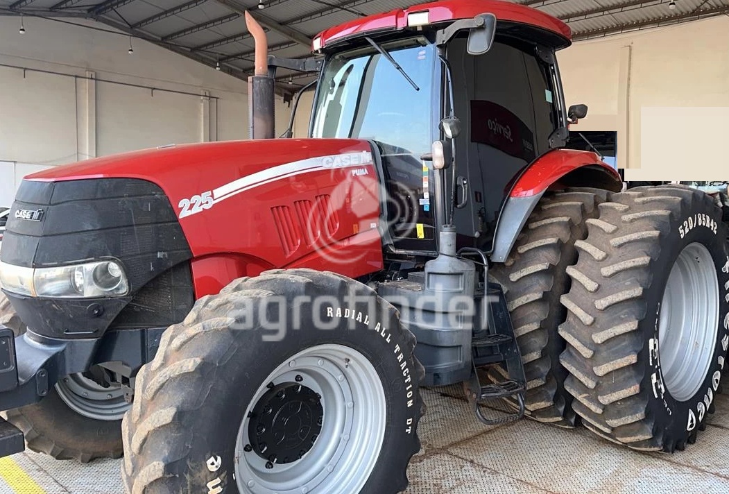 Trator Case PUMA 225 ano 2013 - PUMA 225 - Máquinas Agrícolas