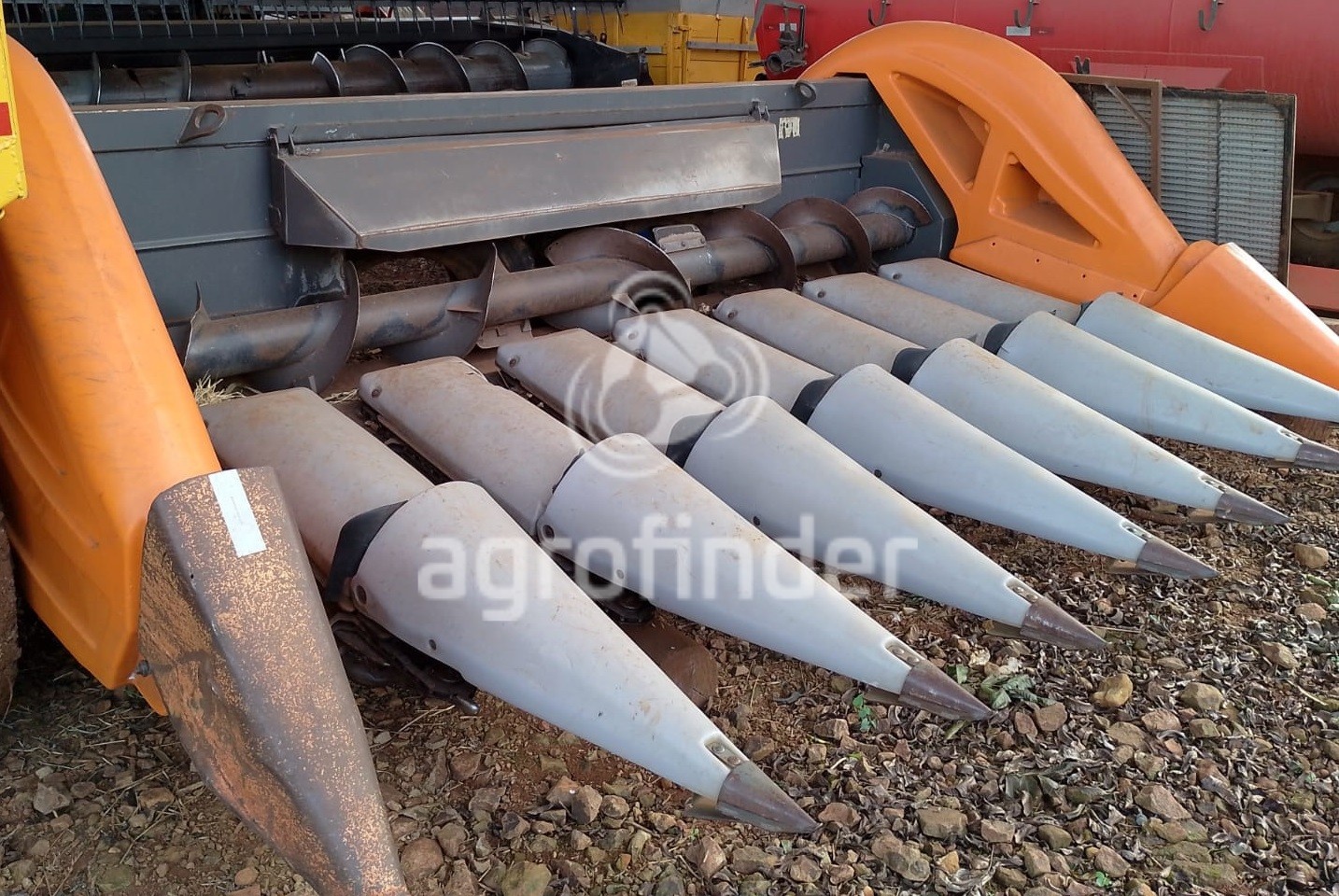 Plataforma Sfil PLM 8000 ano 2008