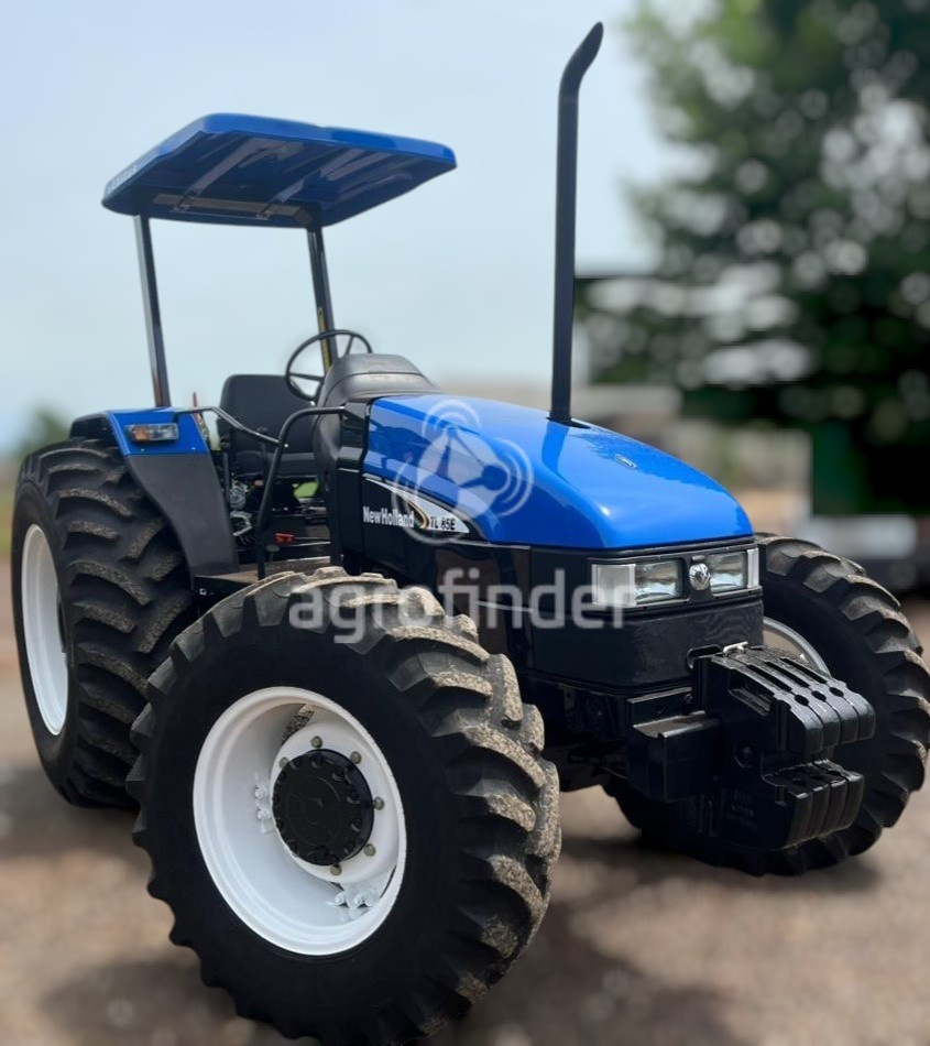 Trator New Holland TL85E ano 2008