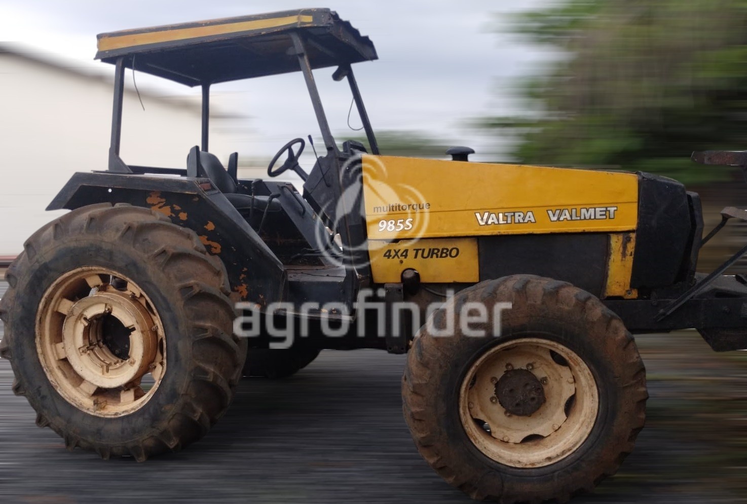 Trator Valmet 985 ano 2001