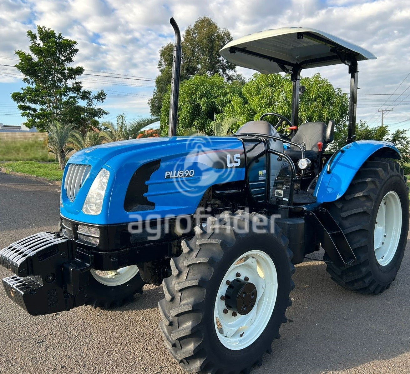 Trator Ls PLUS 90 ano 2017