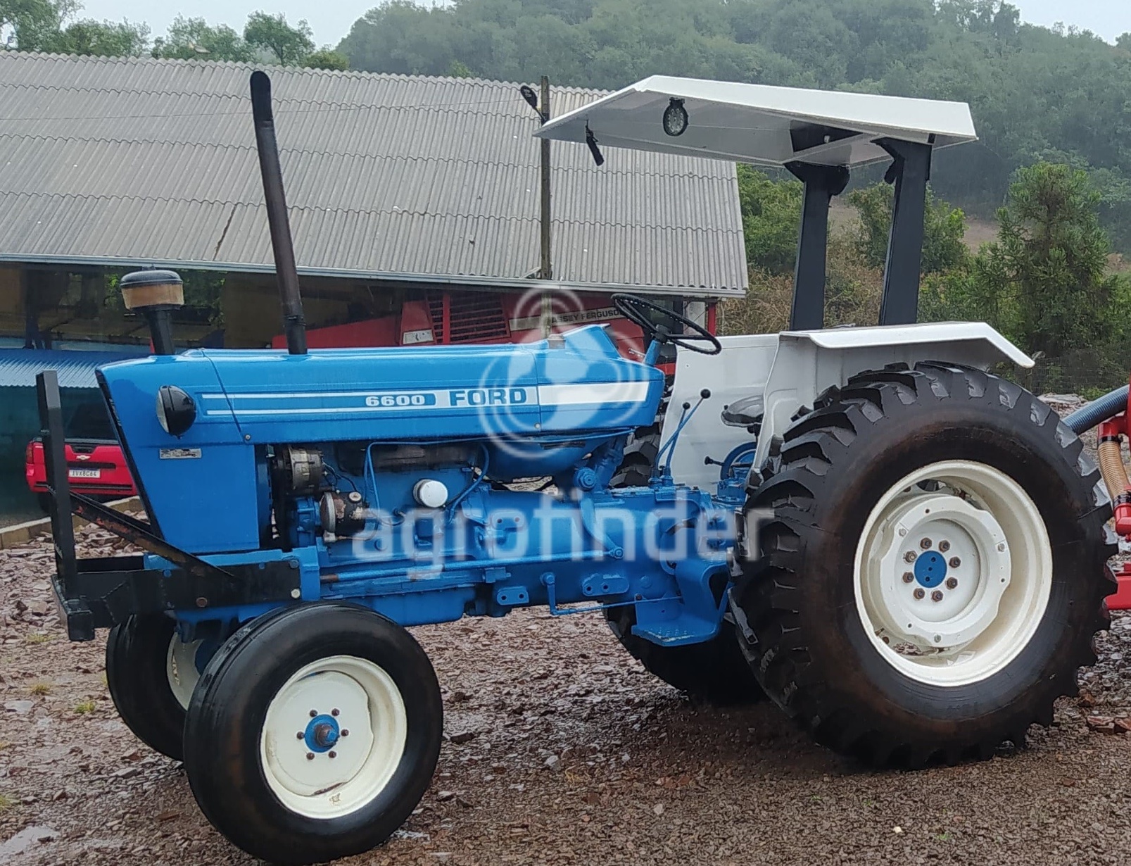 Trator Ford 6600 ano 1984