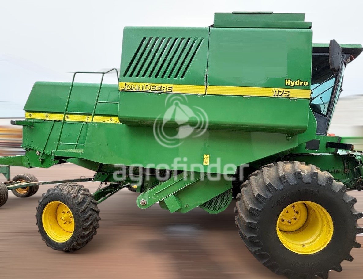 Colheitadeira John Deere 1175 ano 2009 - 1175 - Máquinas Agrícolas