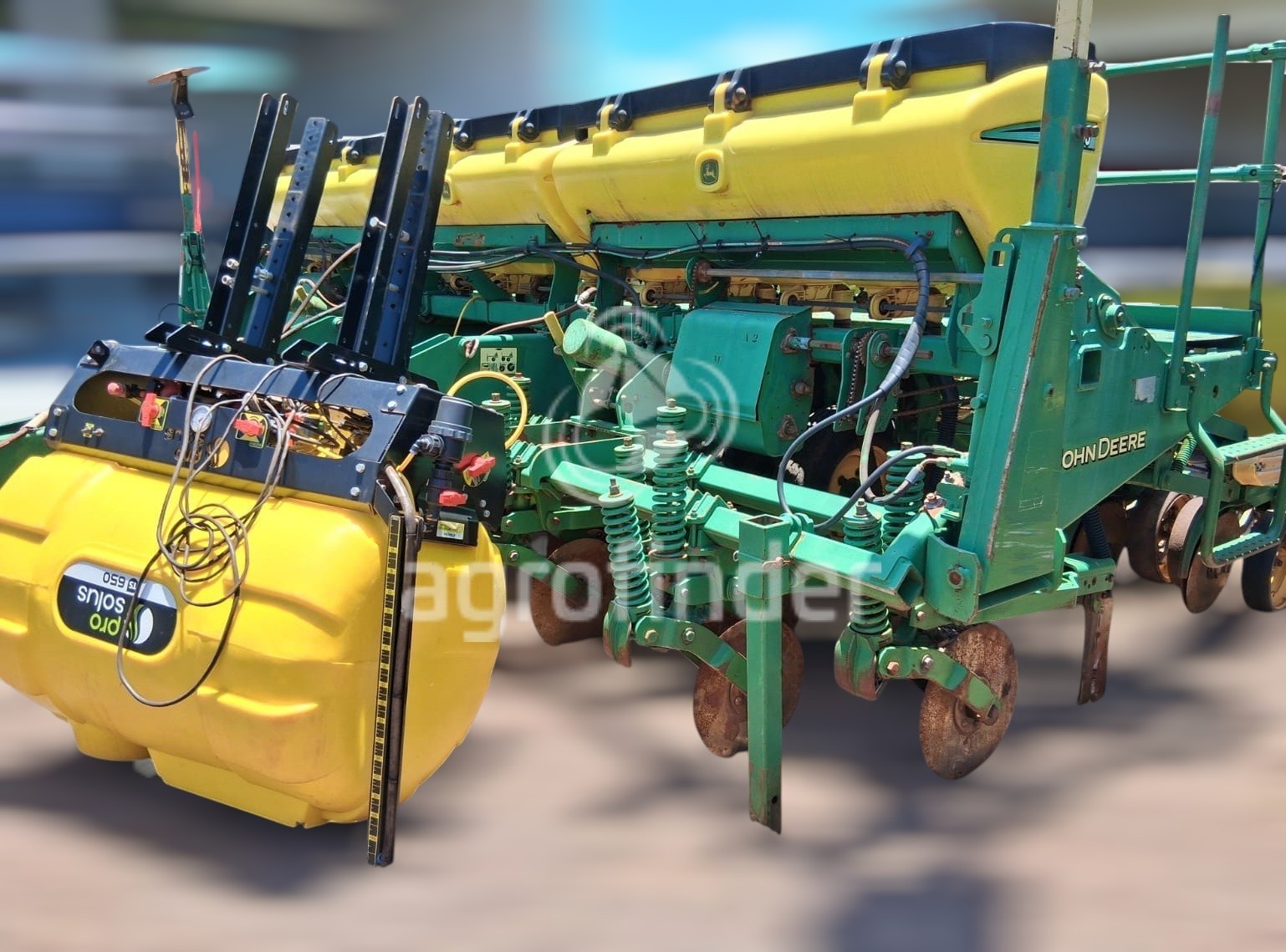 Plantadeira John Deere 1113 ano 2011