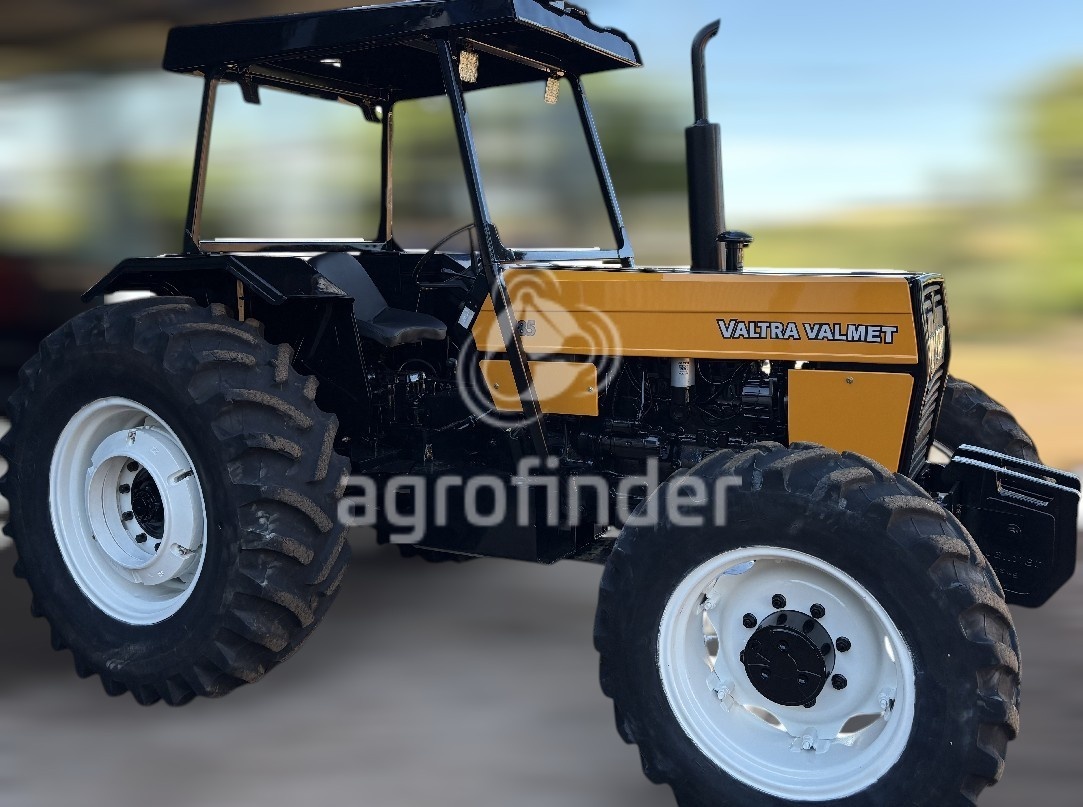 Trator Valtra V 785 ano 2000 - V 785 - Máquinas Agrícolas