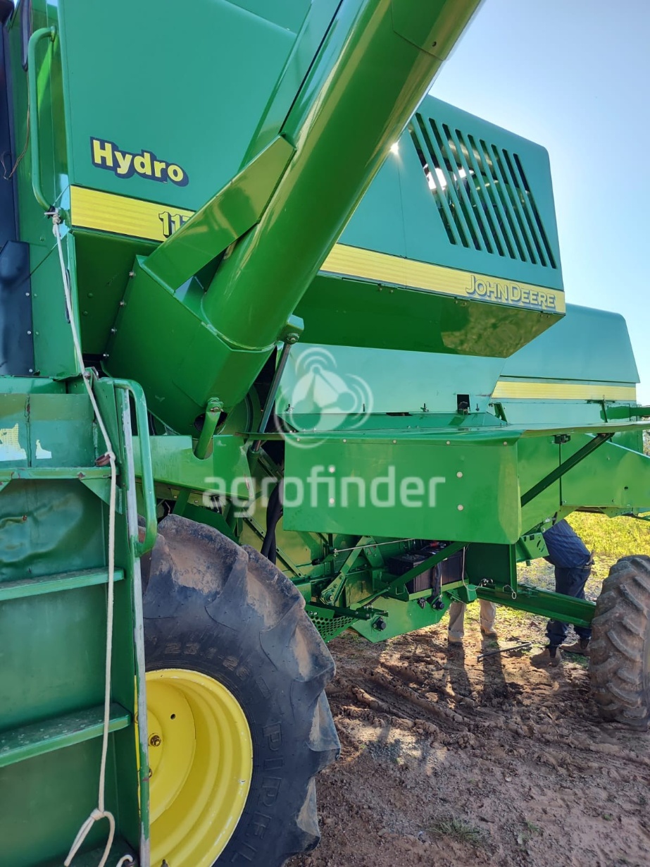 Colheitadeira John Deere 1175 ano 2015 - 1175 - Máquinas Agrícolas