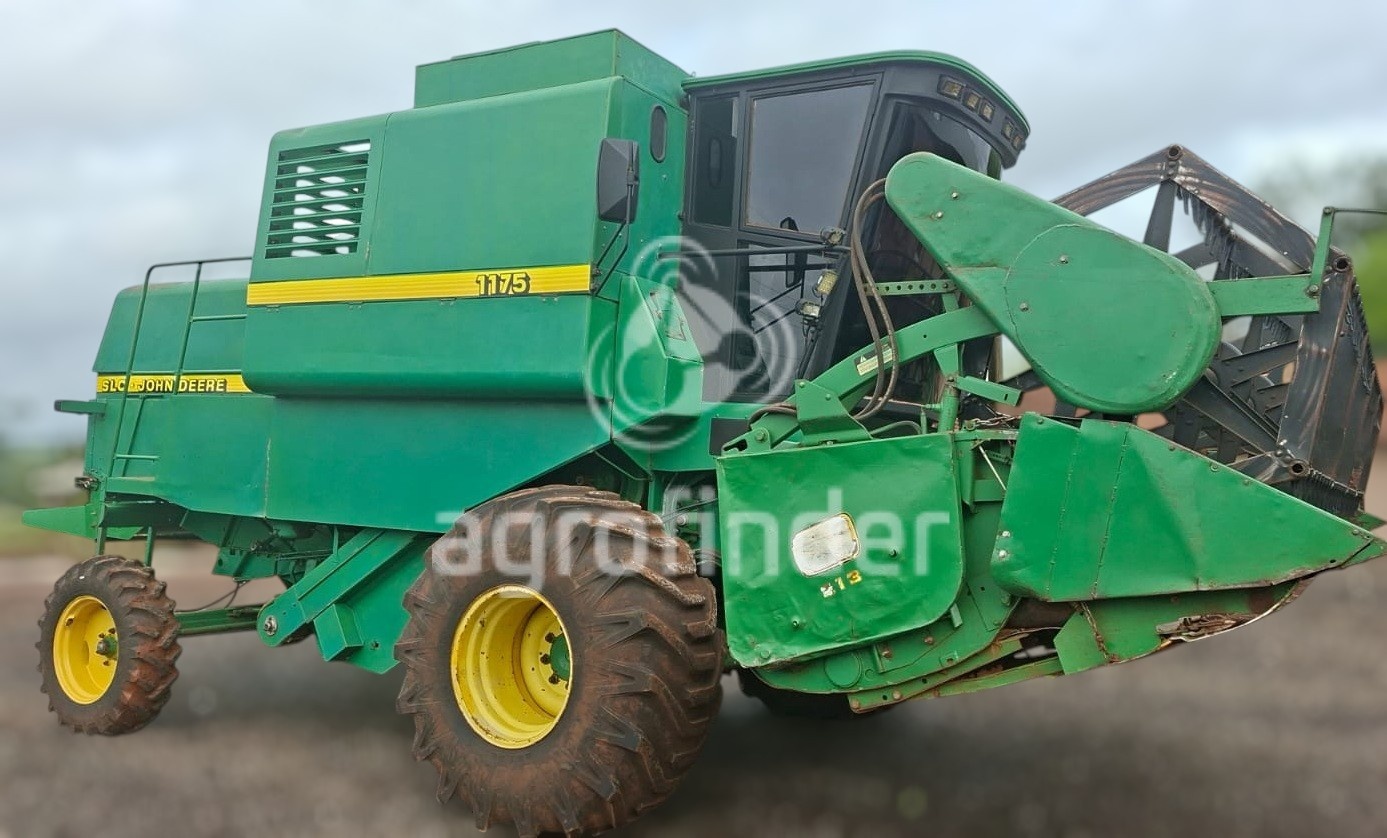 Colheitadeira John Deere 1175 ano 2000 - 1175 - Máquinas Agrícolas