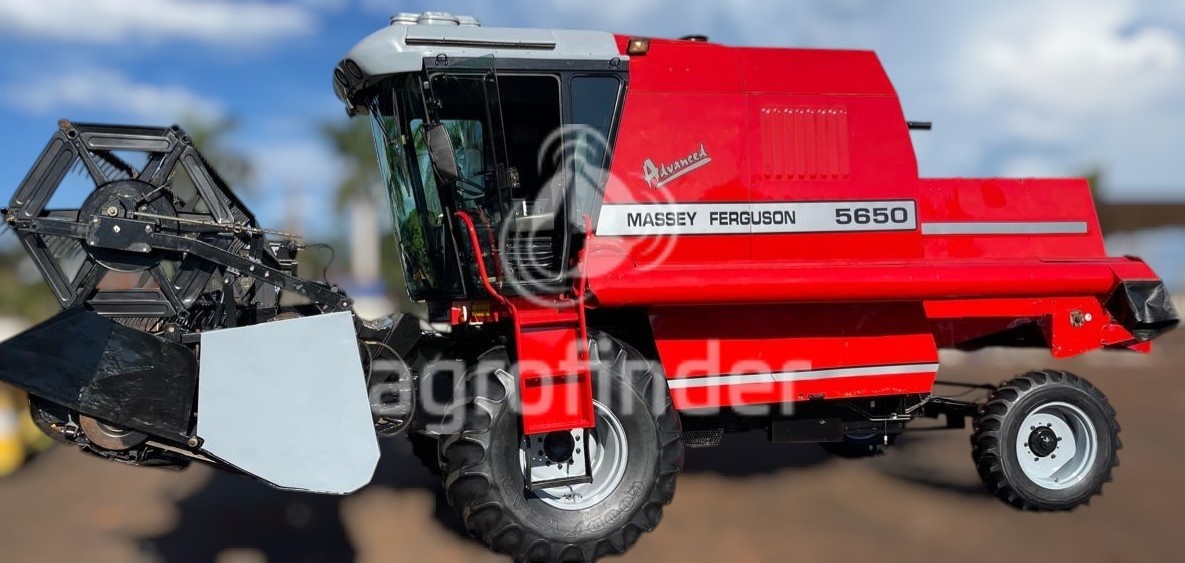 Colheitadeira Massey Ferguson MF 5650 ano 2004