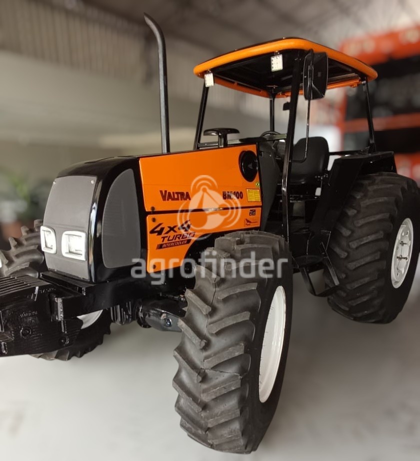 Trator Valtra BM 100 ano 2002 - BM 100 - Máquinas Agrícolas