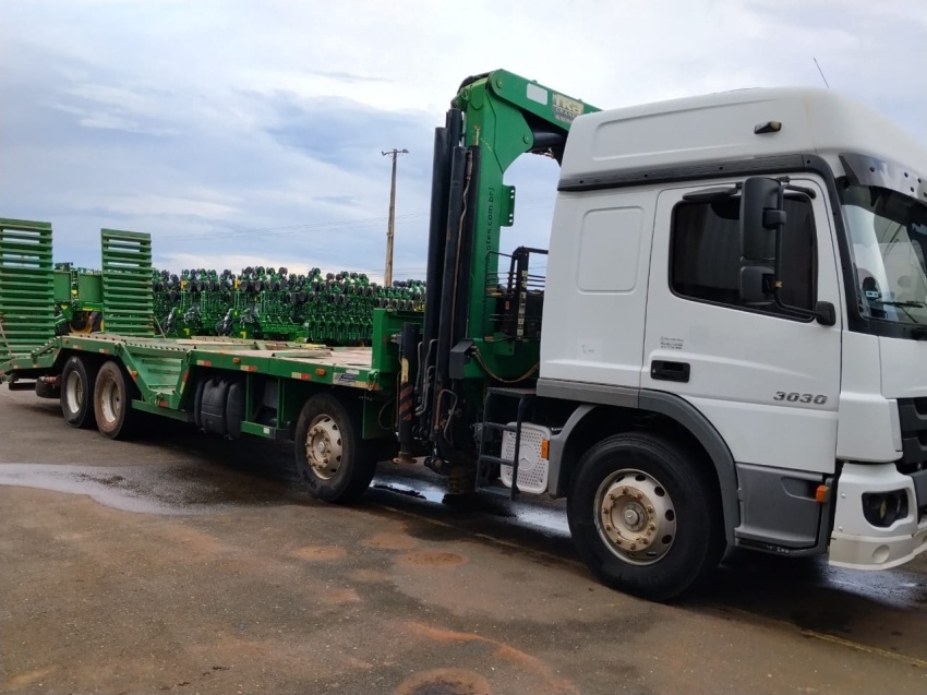 Caminhão Mercedes Benz Atego 3030 ano 2019 - Atego 3030 - Caminhões e Carretas