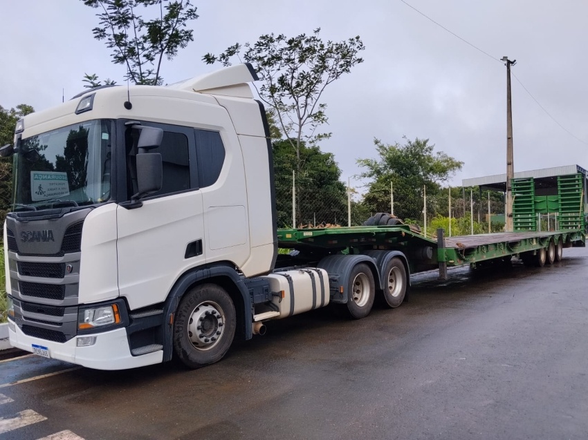 Caminhão Scania R450 ano 2021