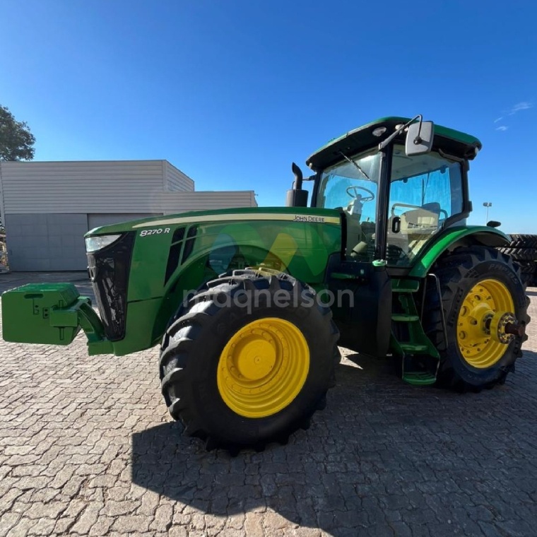 Trator John Deere 8270R ano 2018