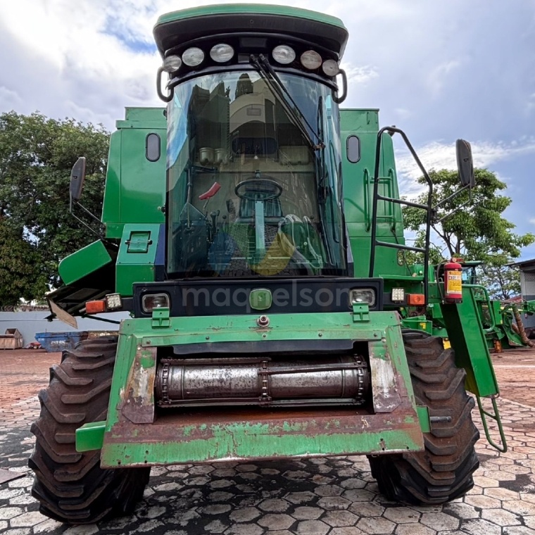 Colheitadeira John Deere 1175 ano 2012