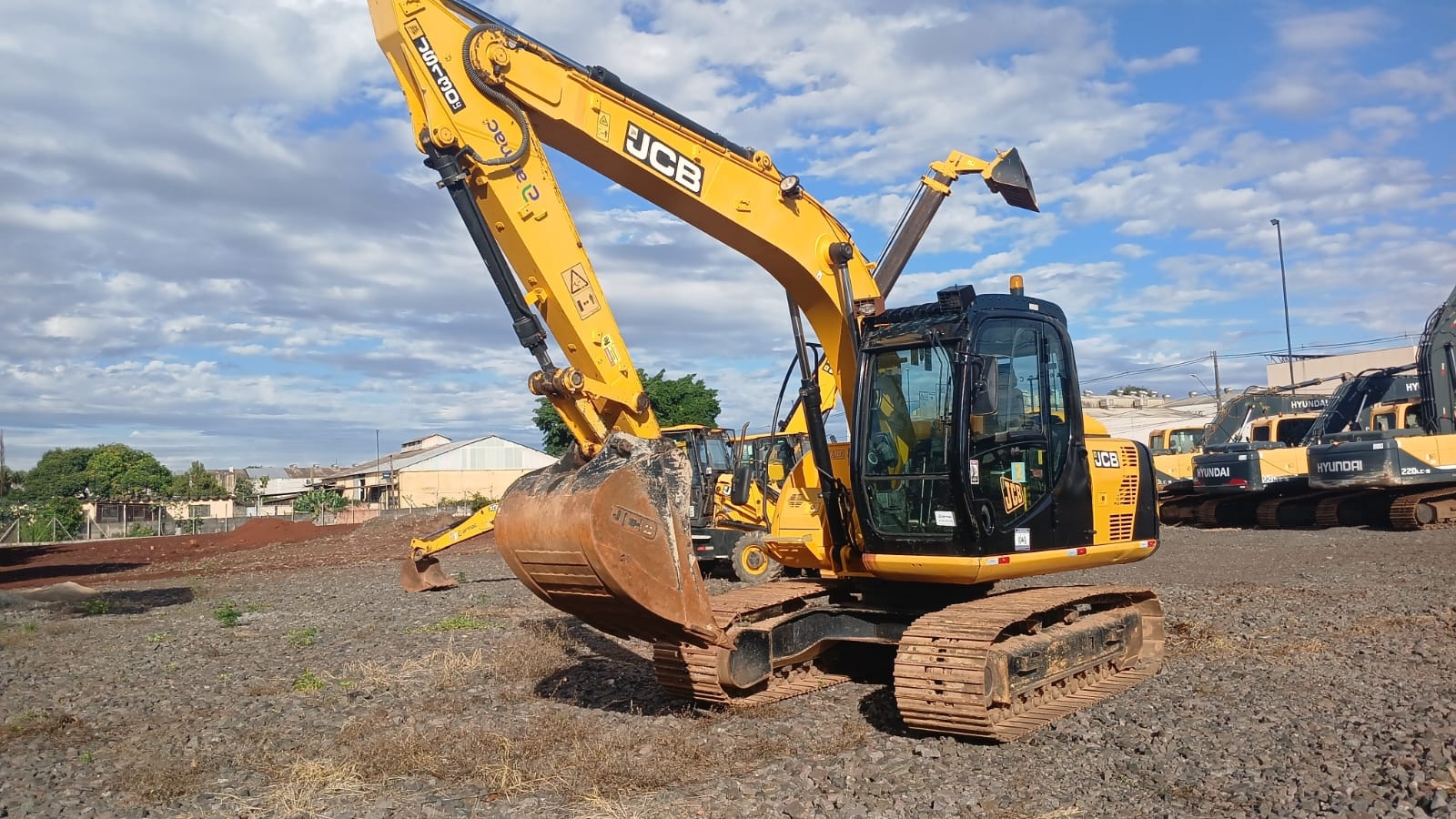 Escavadeira JCB JS130LC ano 2022